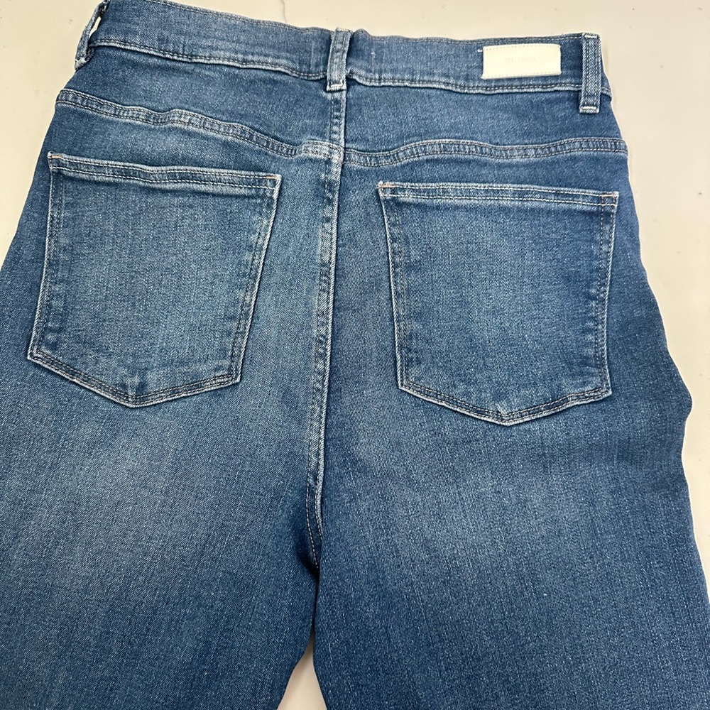 DL1961 Classic Blue Jeans - Picture 4 of 9